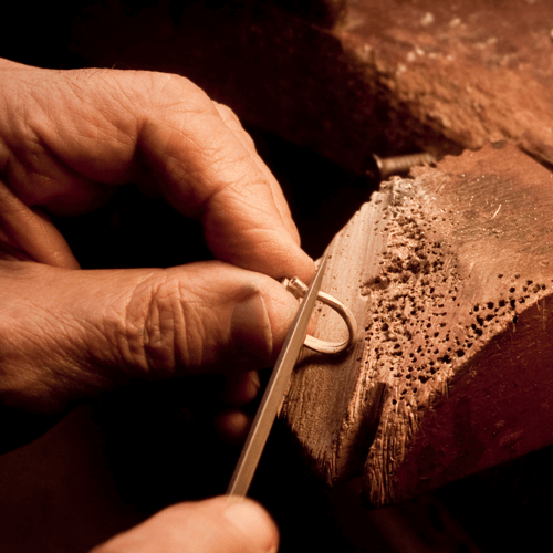 เครื่องประดับสั่งทำ